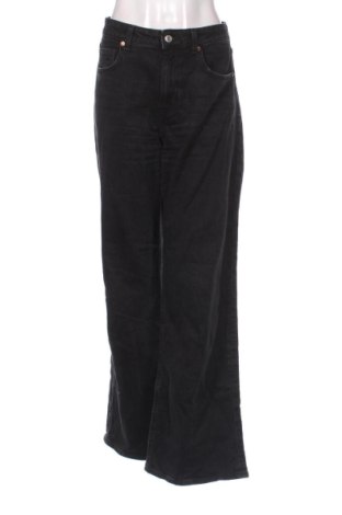Γυναικείο Τζίν H&M, Μέγεθος M, Χρώμα Μαύρο, Τιμή 13,58 €
