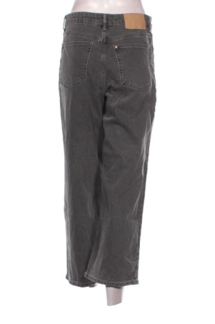 Damskie jeansy H&M, Rozmiar M, Kolor Szary, Cena 145,54 zł