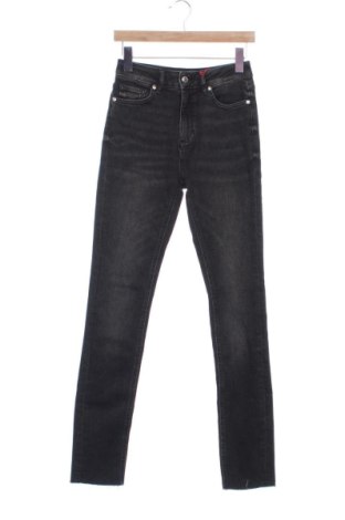 Дамски дънки Hugo Boss, Размер XS, Цвят Сив, Цена 132,93 €
