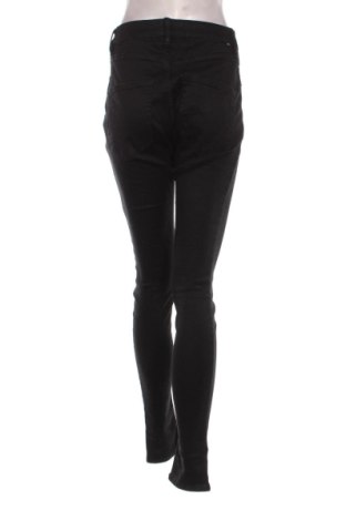 Blugi de femei Lager 157, Mărime S, Culoare Negru, Preț 91,99 Lei