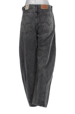 Дамски дънки Levi's, Размер M, Цвят Сив, Цена 89,47 €