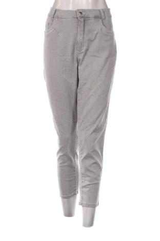 Blugi de femei Luxury, Mărime XL, Culoare Gri, Preț 91,99 Lei