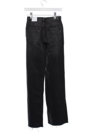 Γυναικείο Τζίν Mango, Μέγεθος XS, Χρώμα Γκρί, Τιμή 39,00 €