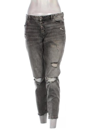 Blugi de femei Mohito, Mărime M, Culoare Gri, Preț 124,35 Lei