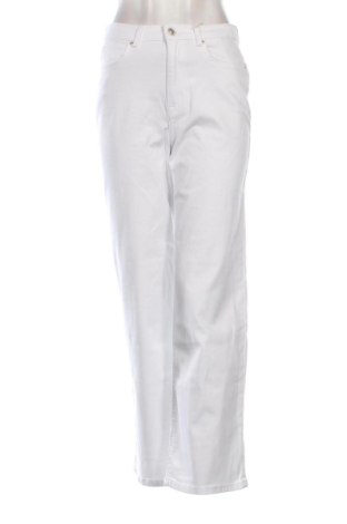 Дамски дънки ONLY, Размер M, Цвят Бял, Цена 39,88 €