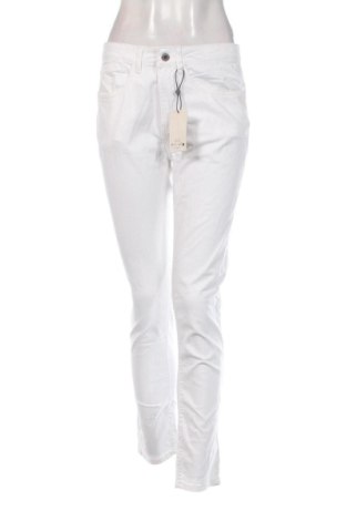 Дамски дънки Pepe Jeans, Размер M, Цвят Бял, Цена 89,47 €