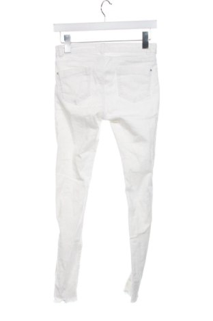 Damskie jeansy Pimkie, Rozmiar S, Kolor Biały, Cena 80,38 zł