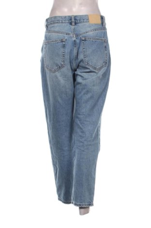 Damskie jeansy Pull&Bear, Rozmiar M, Kolor Niebieski, Cena 123,99 zł