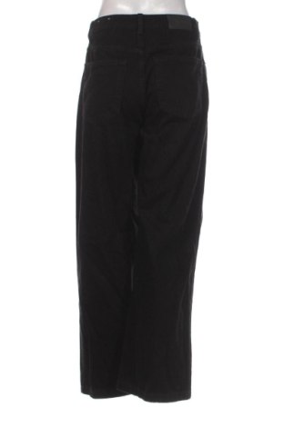 Damskie jeansy Pull&Bear, Rozmiar S, Kolor Czarny, Cena 94,99 zł