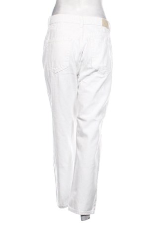 Γυναικείο Τζίν Pull&Bear, Μέγεθος L, Χρώμα Λευκό, Τιμή 18,00 €