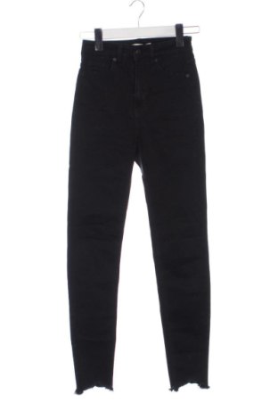 Blugi de femei Pull&Bear, Mărime XXS, Culoare Negru, Preț 91,99 Lei