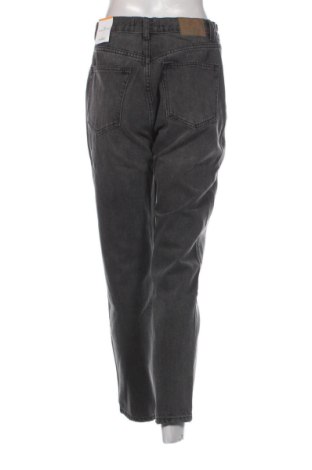 Blugi de femei Pull&Bear, Mărime M, Culoare Negru, Preț 145,99 Lei