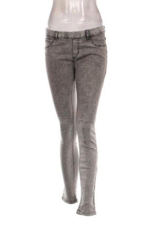 Blugi de femei Pull&Bear, Mărime L, Culoare Gri, Preț 91,99 Lei