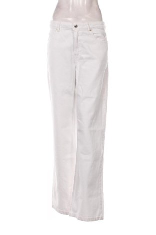 Damskie jeansy Pull&Bear, Rozmiar M, Kolor Biały, Cena 94,99 zł