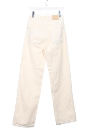 Дамски дънки Pull&Bear, Размер XS, Цвят Бял, Цена 14,74 €