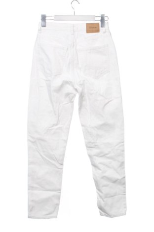 Blugi de femei Pull&Bear, Mărime XS, Culoare Alb, Preț 91,99 Lei