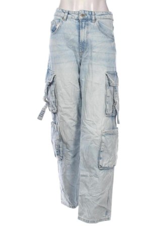 Damskie jeansy Pull&Bear, Rozmiar S, Kolor Niebieski, Cena 78,99 zł