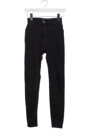 Дамски дънки Pull&Bear, Размер XXS, Цвят Черен, Цена 15,00 €