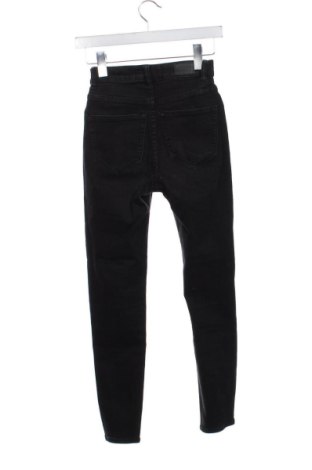 Дамски дънки Pull&Bear, Размер XXS, Цвят Черен, Цена 15,00 €