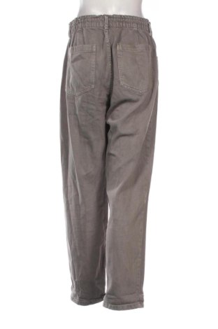 Дамски дънки Pull&Bear, Размер XL, Цвят Сив, Цена 14,74 €