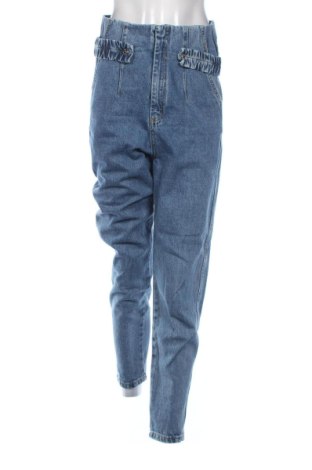 Damskie jeansy REMAIN Birger Christensen, Rozmiar M, Kolor Niebieski, Cena 305,43 zł