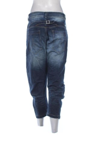 Blugi de femei Rinascimento, Mărime L, Culoare Albastru, Preț 541,91 Lei