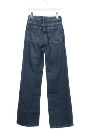 Blugi de femei Sinsay, Mărime XS, Culoare Albastru, Preț 77,00 Lei