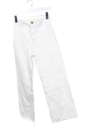 Blugi de femei Stradivarius, Mărime S, Culoare Alb, Preț 91,99 Lei