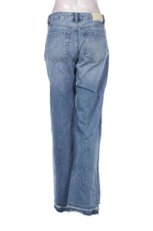 Дамски дънки Stradivarius, Размер M, Цвят Син, Цена 16,97 €