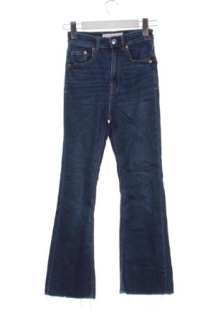 Blugi de femei Stradivarius, Mărime XXS, Culoare Albastru, Preț 91,99 Lei