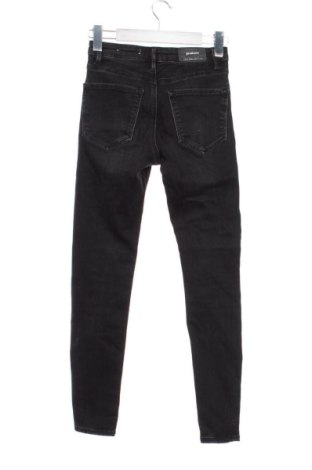 Dámské džíny  Stradivarius, Velikost XXS, Barva Černá, Cena  439,00 Kč
