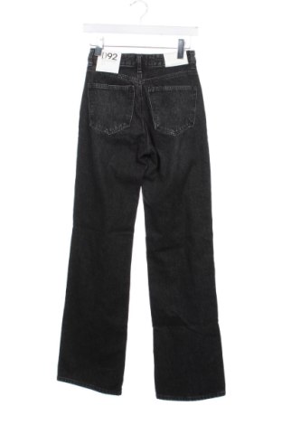 Damskie jeansy Stradivarius, Rozmiar XS, Kolor Czarny, Cena 123,99 zł