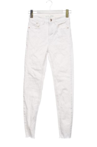 Blugi de femei Stradivarius, Mărime XXS, Culoare Alb, Preț 91,99 Lei