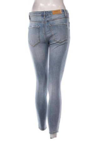 Damskie jeansy Stradivarius, Rozmiar S, Kolor Niebieski, Cena 78,99 zł