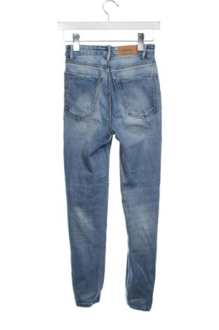 Blugi de femei Stradivarius, Mărime XXS, Culoare Albastru, Preț 78,20 Lei