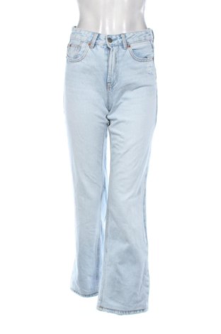 Blugi de femei Stradivarius, Mărime S, Culoare Albastru, Preț 78,20 Lei