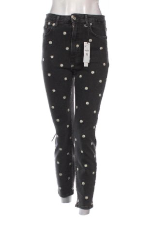 Blugi de femei Stradivarius, Mărime M, Culoare Multicolor, Preț 144,32 Lei