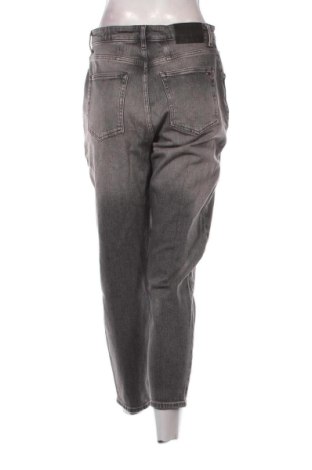 Blugi de femei Tommy Jeans, Mărime L, Culoare Gri, Preț 549,99 Lei