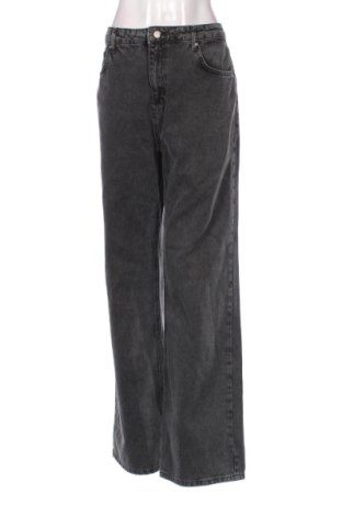 Blugi de femei Trendyol, Mărime XL, Culoare Gri, Preț 83,41 Lei