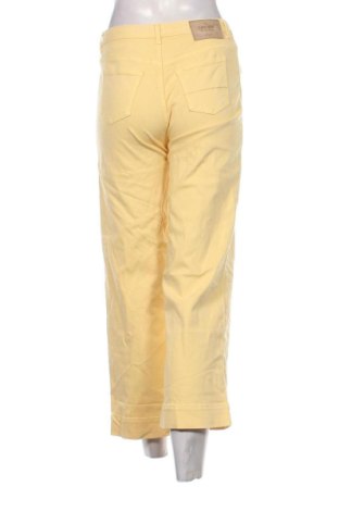 Blugi de femei Unbranded, Mărime S, Culoare Galben, Preț 91,99 Lei