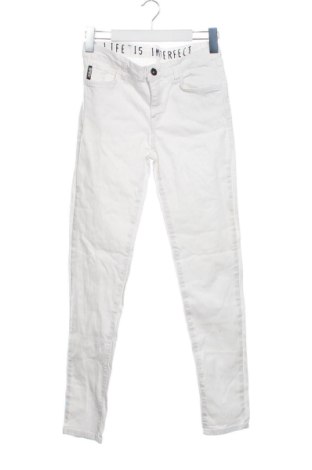 Blugi de femei Unbranded, Mărime M, Culoare Alb, Preț 91,99 Lei