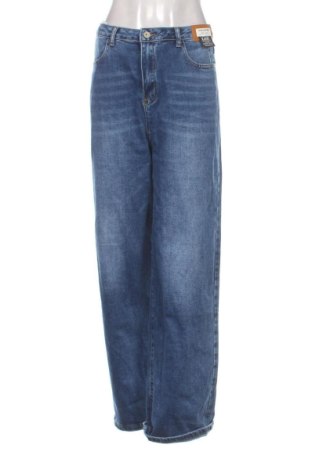 Damskie jeansy Unbranded, Rozmiar XL, Kolor Niebieski, Cena 80,38 zł