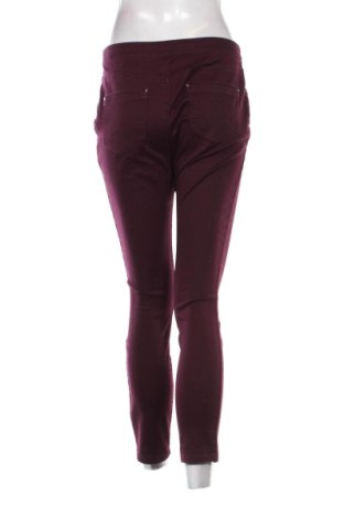 Damen Jeans Wallis, Größe M, Farbe Lila, Preis 20,90 €