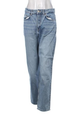 Damskie jeansy Zara, Rozmiar M, Kolor Niebieski, Cena 75,02 zł