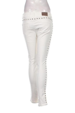 Дамски дънки Zara, Размер M, Цвят Бял, Цена 14,31 €