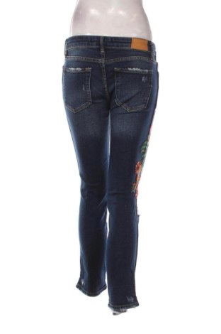 Blugi de femei Zara, Mărime M, Culoare Albastru, Preț 72,99 Lei