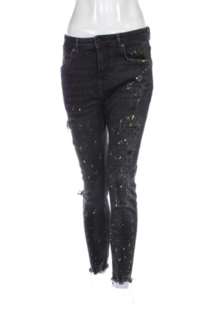 Damen Jeans Zara, Größe L, Farbe Mehrfarbig, Preis 17,99 €