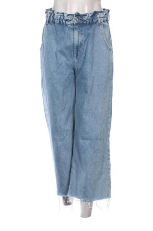 Damskie jeansy Zara, Rozmiar M, Kolor Niebieski, Cena 94,42 zł