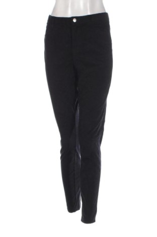 Pantaloni de velvet de femei United Colors Of Benetton, Mărime L, Culoare Negru, Preț 151,99 Lei
