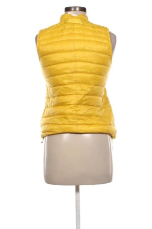 Дамски елек Peuterey, Размер S, Цвят Жълт, Цена 78,22 €